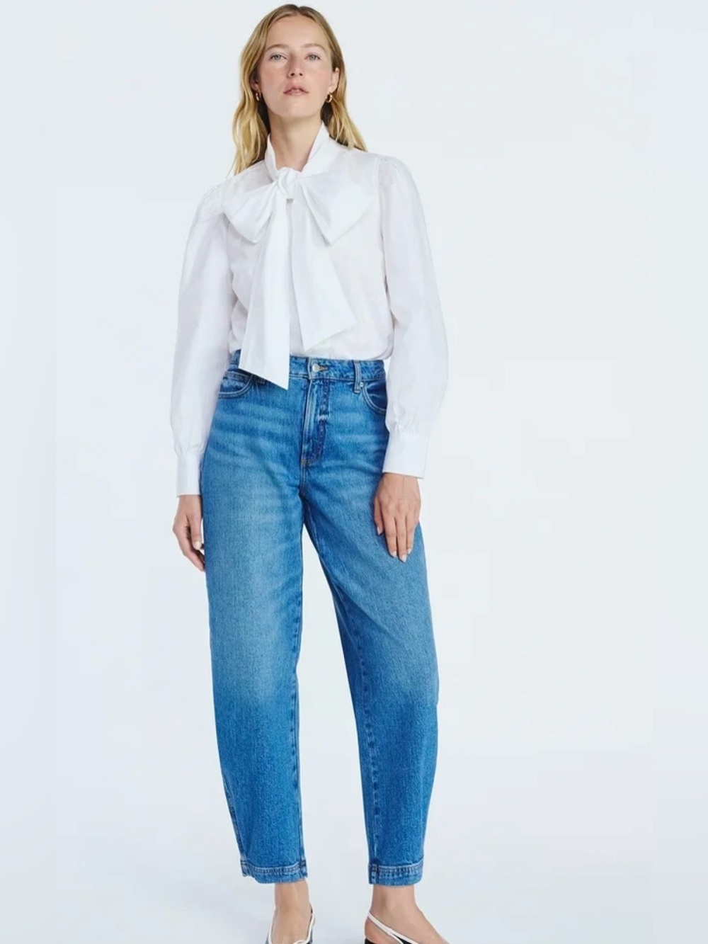Free Assembly - NWT - Boyfriend Jeans in Medium Blue Wash